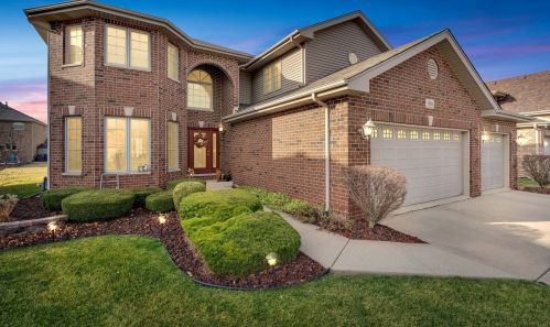 1004 Willow Rd, Matteson, IL 60443-1990