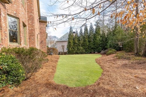 700 Glengate Pl, Atlanta GA  30328-7257 exterior