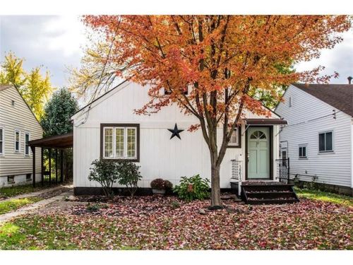 18613 Rockland Ave, Cleveland OH  44135-3957 exterior