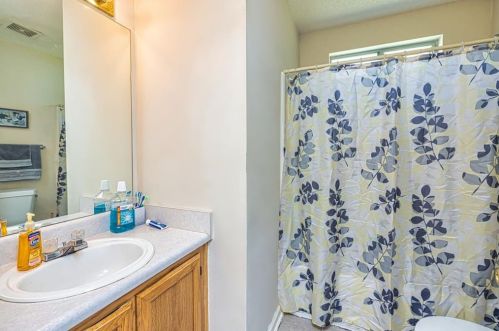 108 Brandon Ridge Cir, Stockbridge GA  30281-6484 exterior