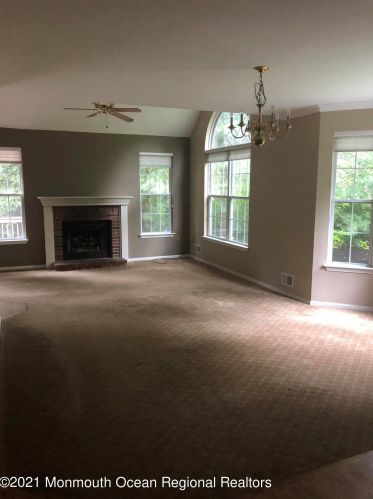 4 Courtyard Ln, Brielle, NJ 08730-1463