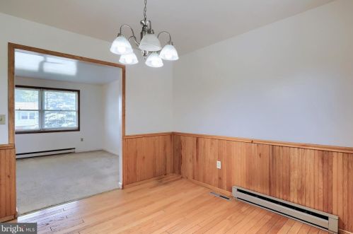 3077 Todd Ln, Lancaster PA  17601-1350 exterior