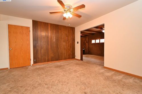4320 Shamrock Way, Hayward, CA 94546-4609