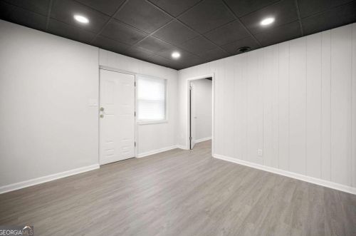 3007 Dogwood Dr, Atlanta GA  30344-3905 exterior