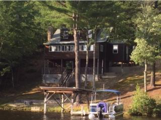 230 Pickerel Point Rd, Wakefield, NH 03872-3769