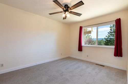 12211 Highland Ave, Truckee CA  96161-1722 exterior