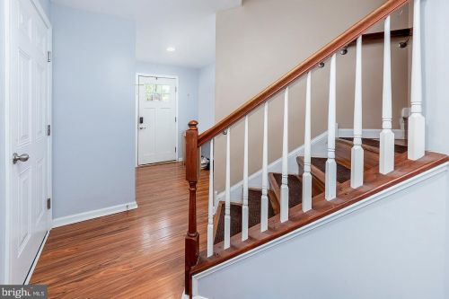 11 Shoemaker Dr, Auburn, NJ 08085-1256