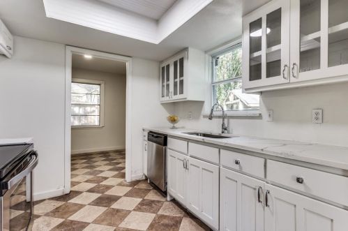 4205 Bucknell Dr, Garland TX  75042-5222 exterior