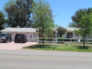 3022 Mary Ln, Escondido, CA 92025-7722
