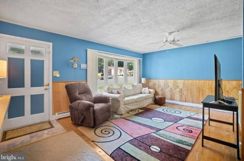 14701 Anderson St, Woodbridge, VA 22193-1215