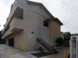 1732 Crenshaw Blvd, Los Angeles CA  90019-6083 exterior