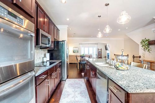 1186 Laurel Valley Ct, Buford GA  30519-8133 exterior