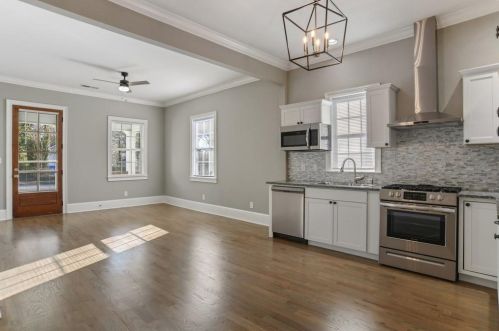 1715 Evans Dr, Atlanta GA  30310-4503 exterior
