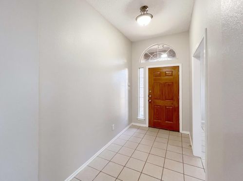 4652 Parnell Ln, Plano, TX 75024-5500
