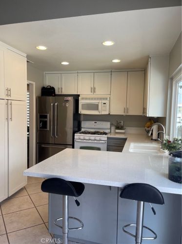 2865 Cascabel Way, Riverside, CA 92503-6401