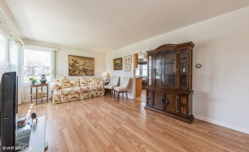 3500 Teal Ct, Rolling Meadows, IL 60008-2532