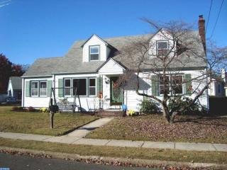 231 Elmer Ave, Runnemede, NJ 08078-1930