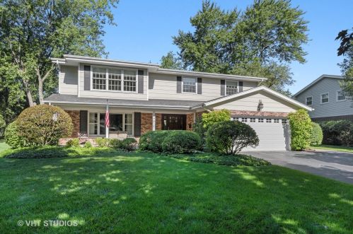 440 Susan Ln, Bannockburn, IL 60015-3949