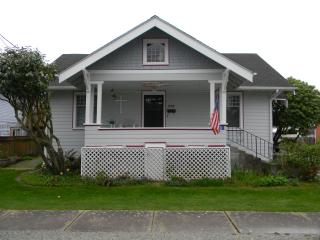 710 Vernon Ave, Burlington, WA 98233-1937