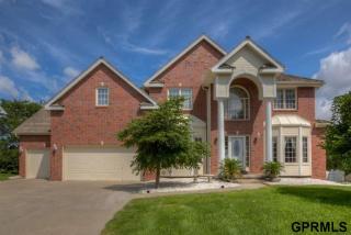 17226 Douglas St, Omaha, NE 68118-3023