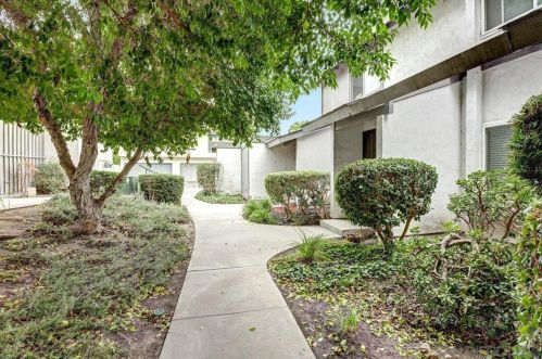 3468 Seabreeze Walk, Oceanside, CA 92056-4740