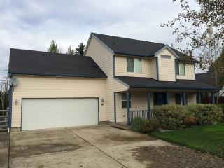 2075 Chase Loop, Albany OR  97321-7576 exterior