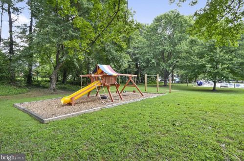 3005 Birchtree Ln, Silver Spring MD 20906-3035 exterior