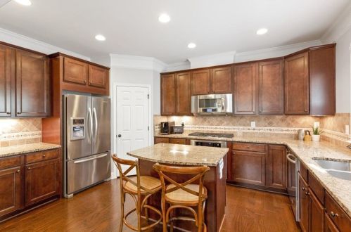 3261 Ferncliff Ln, Atlanta GA  30324-2569 exterior