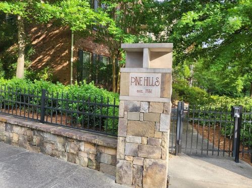 3296 Ferncliff Ln, Atlanta GA  30324-2573 exterior