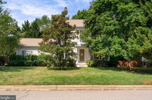 15000 Pansy Ct, Woodbridge, VA 22193-3385