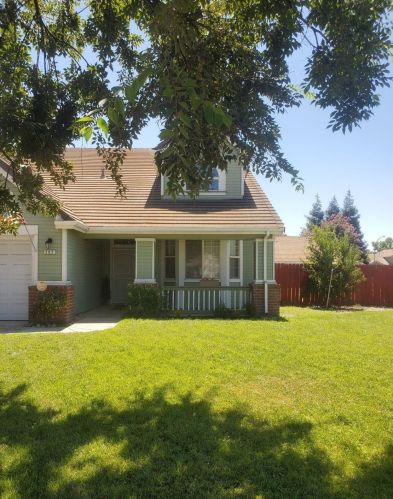 202 Sunnyhill Dr, Turlock, CA 95382-9609