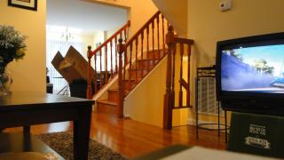 21200 Hedgerow Ter, Ashburn VA  20147-5438 exterior