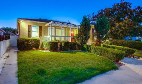 4584 49th St, San Diego, CA 92115-3237