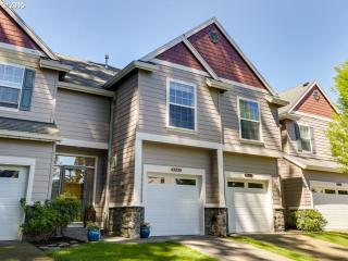 9595 153rd Ave, Beaverton, OR 97007-8862