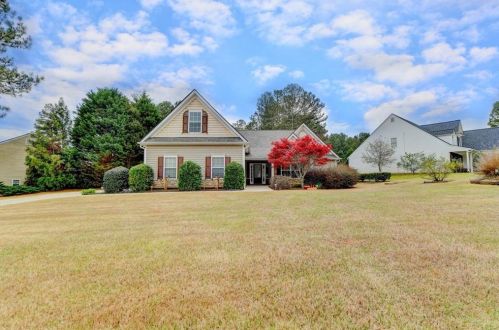 4445 Caney Fork Cir, Braselton, GA 30517-1530