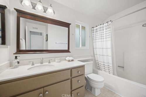 431 Tangelo, Irvine CA  92618-4483 exterior
