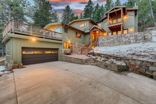 25808 Sunrise Ln, Lakewood, CO 80401