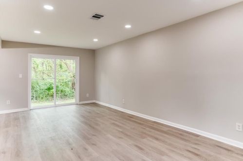 1821 Fayetteville Ct, Atlanta GA  30316-2910 exterior