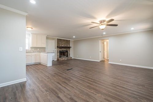 115 Victoria Sta, Holly Springs GA  30189-1468 exterior