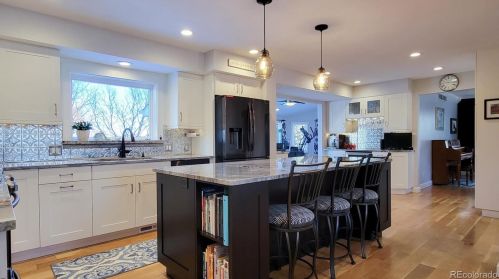 7029 Magnolia Cir, Englewood CO exterior