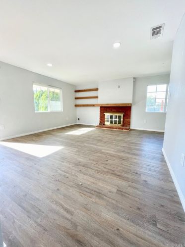 5456 Avenue Juan Bautista, Riverside, CA 92509-5635