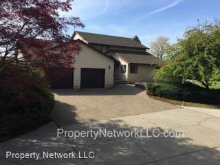 33098 Bluff Rd, Happy Valley OR  97009-9758 exterior