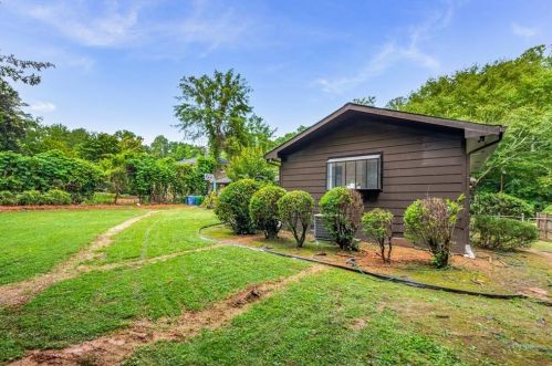 1549 High Hvn Ct, Atlanta GA  30329-3203 exterior