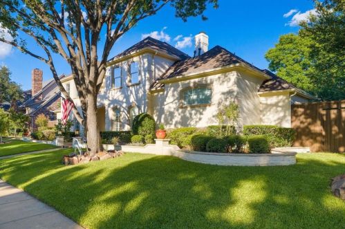 3920 Dove Creek Ln, Plano TX  75093-7541 exterior