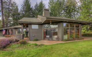 622 Wildflower Dr, Merlin, OR 97532-8776