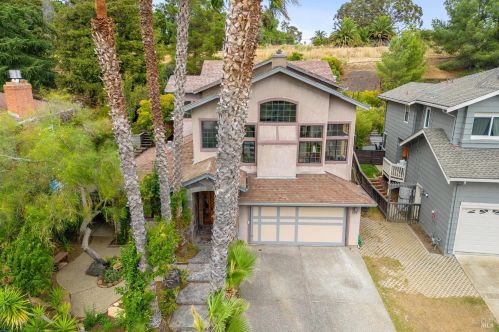 153 Incline Pl, Benicia, CA 94510-2726