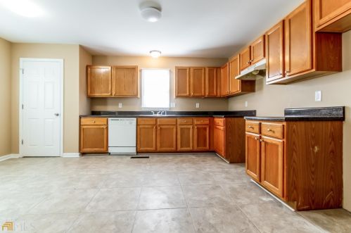 2203 Bagwell Dr, Atlanta GA  30315-6415 exterior