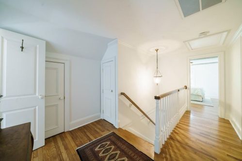 1574 Cave Rd, Atlanta GA  30327-3120 exterior