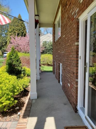 30 Slope Dr, Hackettstown NJ  07840-4124 exterior