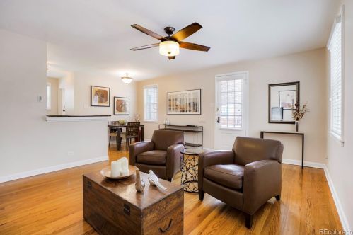 1257 Locust St, Denver CO 80207-3943 exterior